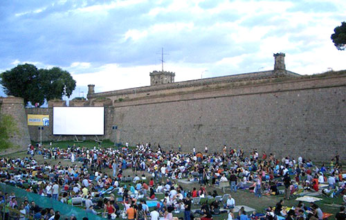 Cinema all'aperto a Barcellona, Sala Montjuic Cinema all'aperto a Barcellona, Sala Montjuic