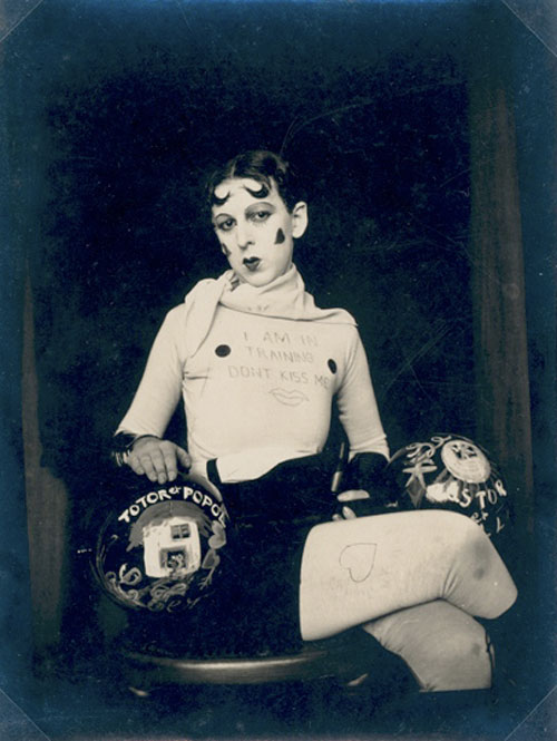 Retrospettiva di Claude Cahun. Jeu de Paume a Paris