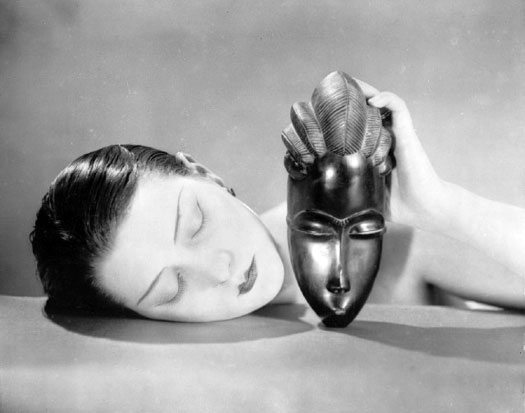 Man-Ray e Robert Mapplethorpe: due grandi maestri della fotografia Man-Ray e Robert Mapplethorpe: due grandi maestri della fotografia
