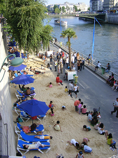Le 3 migliori spiagge artificiali in Europa Le 3 migliori spiagge artificiali in Europa