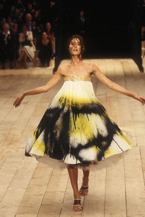 Storia della moda contemporanea a Parigi Storia della moda contemporanea a Parigi