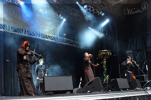 Rosa Crux, Narsilion e Trobar de Morte a Barcellona.