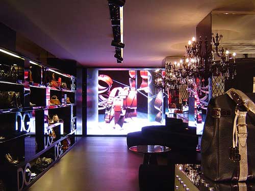 Amanti dello Shopping - andiamo a Milano Amanti dello Shopping - andiamo a Milano